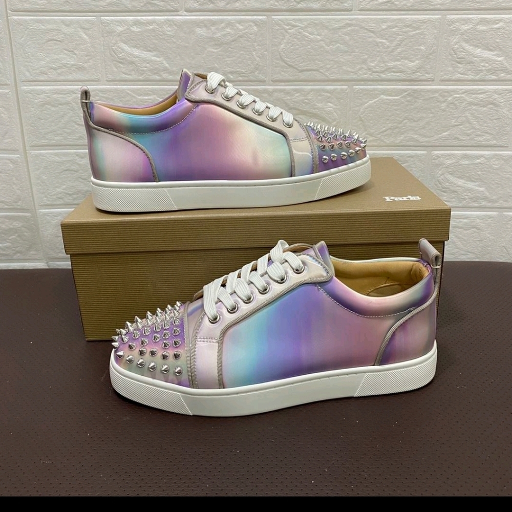 Opalescent Shoe with Designer-Like Spike Details